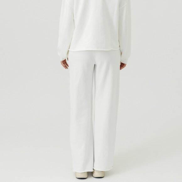 Xírena Emmette Sweatpant - Picture 2 of 4